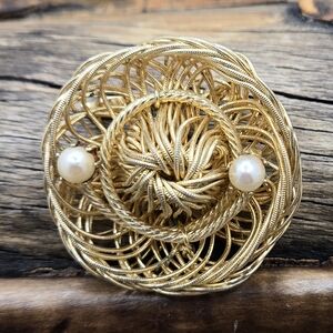 Intricate Gold and Pearl Brooch